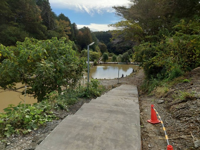 4BC60E01-7ED0-443F-BB41-836A8039E34C